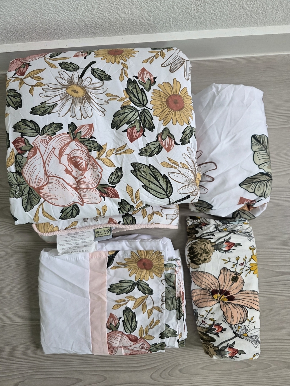SWEET JOJO Crib Set
